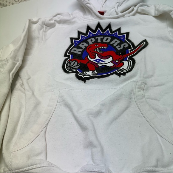 T247- Mitchell & Ness Raptors Hoodie - White and Red - Picture 5 of 10